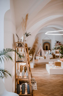 Wiedereröffnung LAVKA (2).jpeg